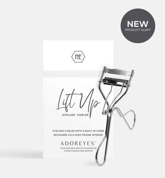Adoreyes Lift Up Lash Curler with a built-in comb